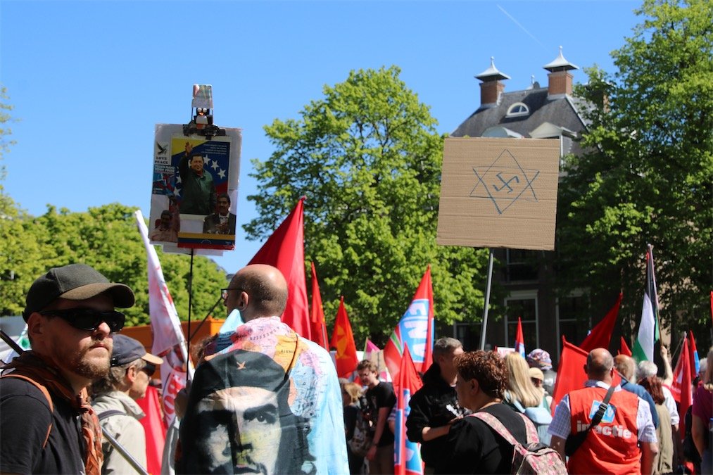Duizenden mensen op de been tijdens 1 mei-demonstratie in Amsterdam
