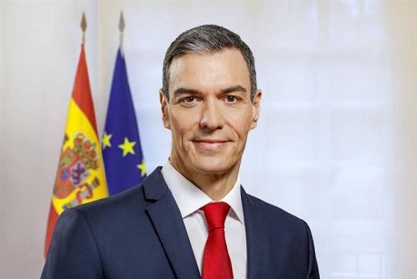 Vliegtuig van Sánchez maakt noodlanding in Ankara